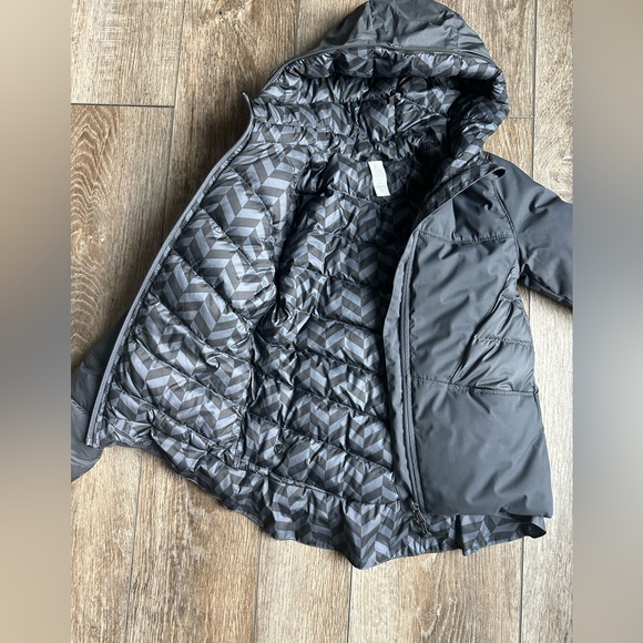 IVIVVA by Lululemon Reversible Girls Down Hooded Jacket Size 8 - Picture 7 of 8